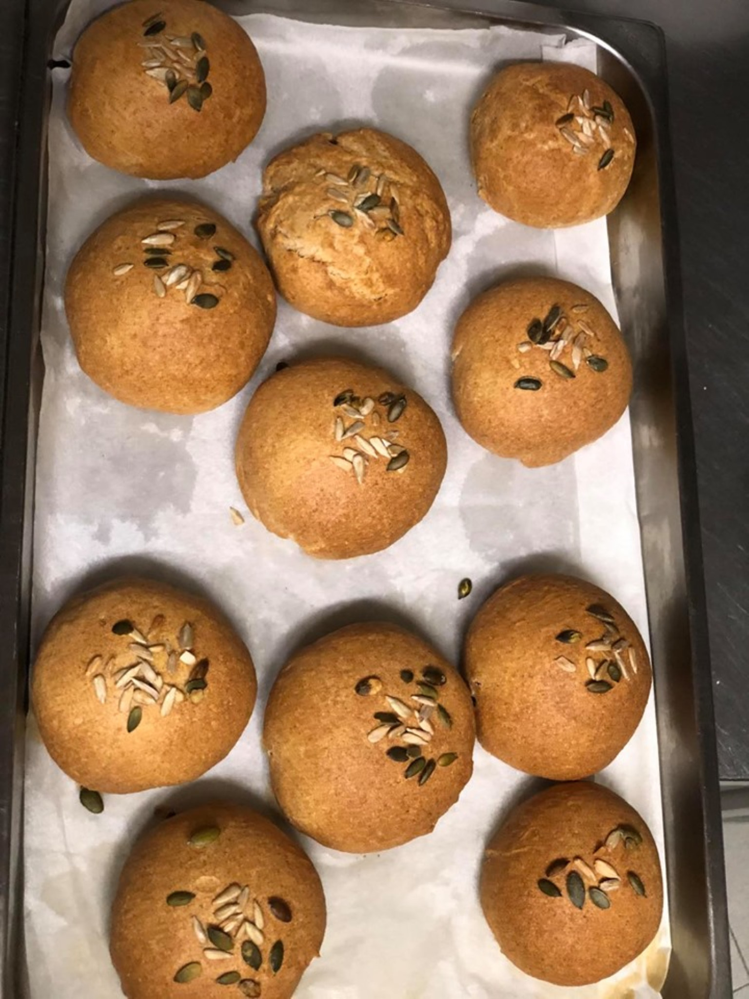 Panini Integrali con Semi di Sesamo