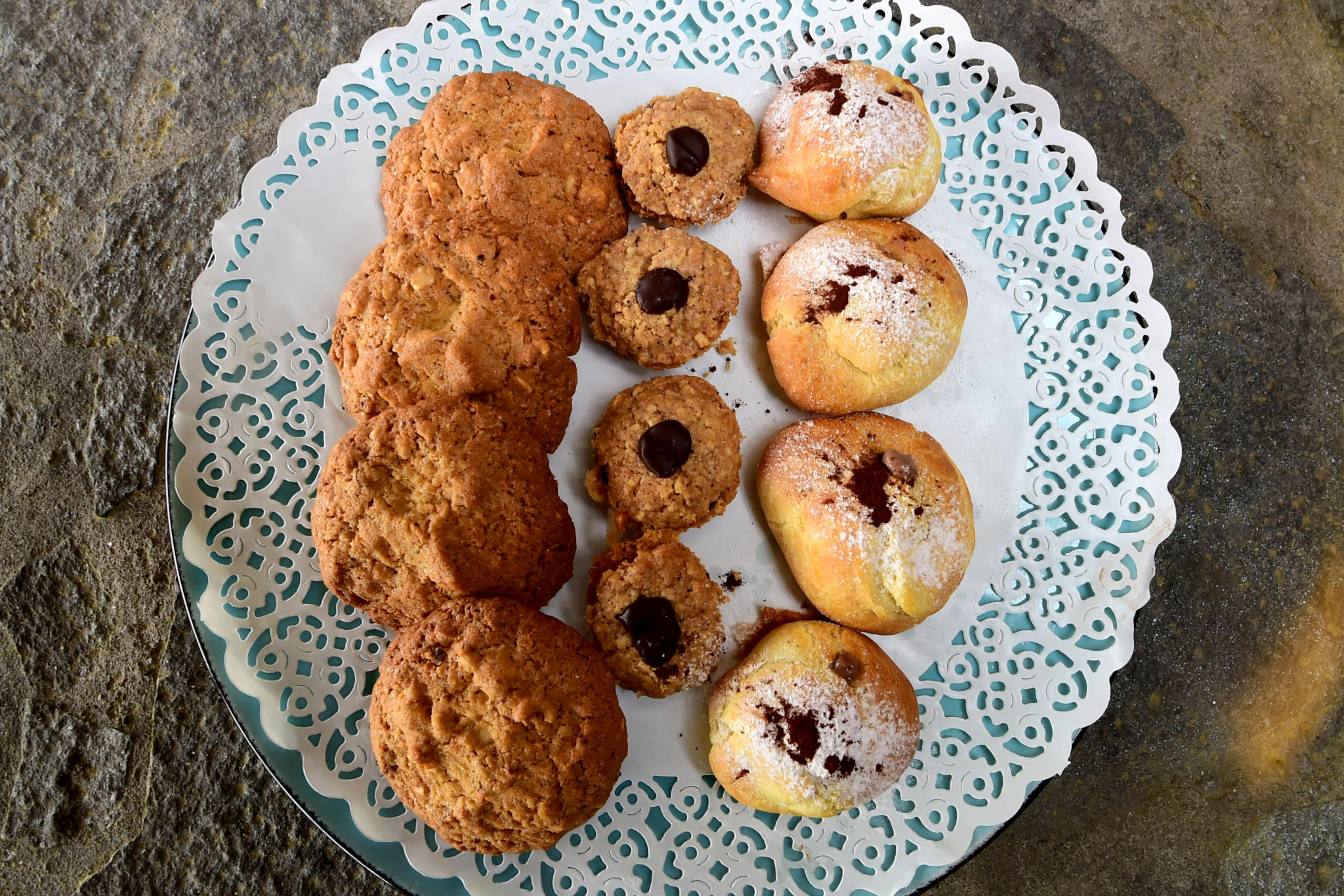 Pasticceria – Biscotti Rustici – Brutto Ma Biacio – Bigné al Cioccolato