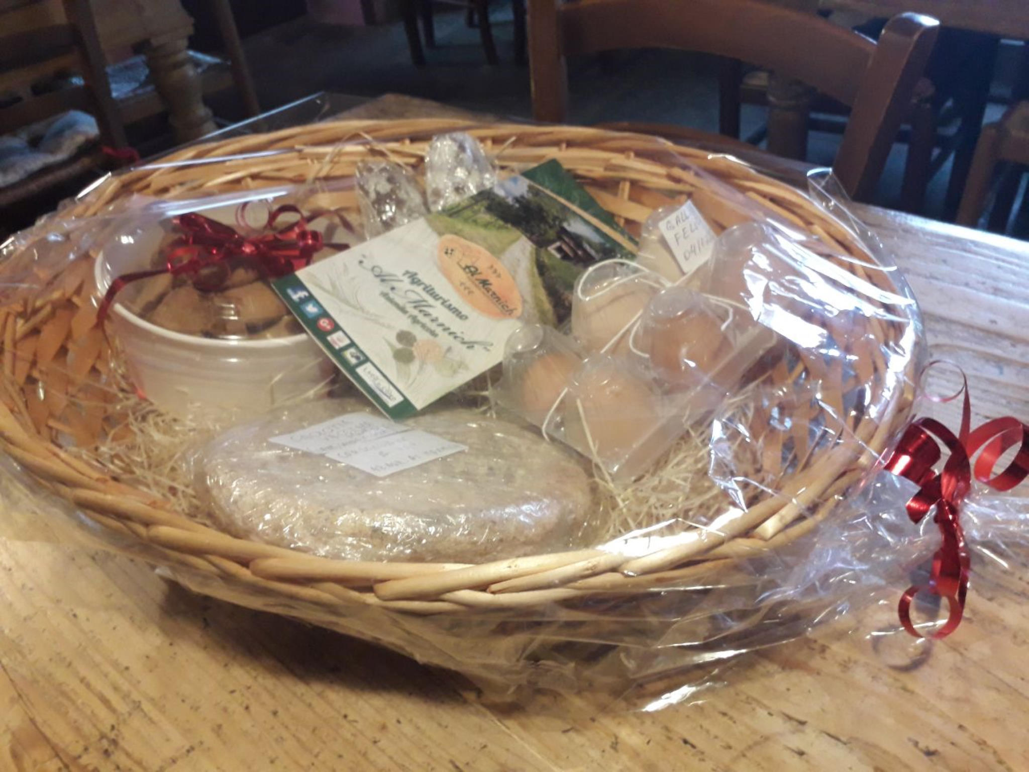 Vendita Prodotti – Cesto di Natale Assortito